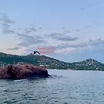 Apartamento Cap Esterel - Endroit Magique Entre Et L'esterel - Agreable 2 Pieces Au Gout Du Jour Vue *