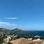 Cap Esterel - Endroit Magique Entre Et L'esterel - Agreable 2 Pieces Au Gout Du Jour Vue Apartamento