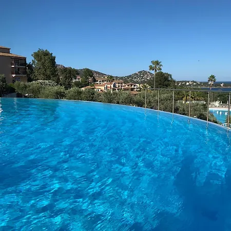 Appartement Cap Esterel - Endroit Magique Entre Et L'esterel - Agreable 2 Pieces Au Gout Du Jour Vue *