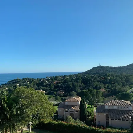 Cap Esterel - Endroit Magique Entre Et L'esterel - 2 Pièces Au Gout Du Jour Vue *